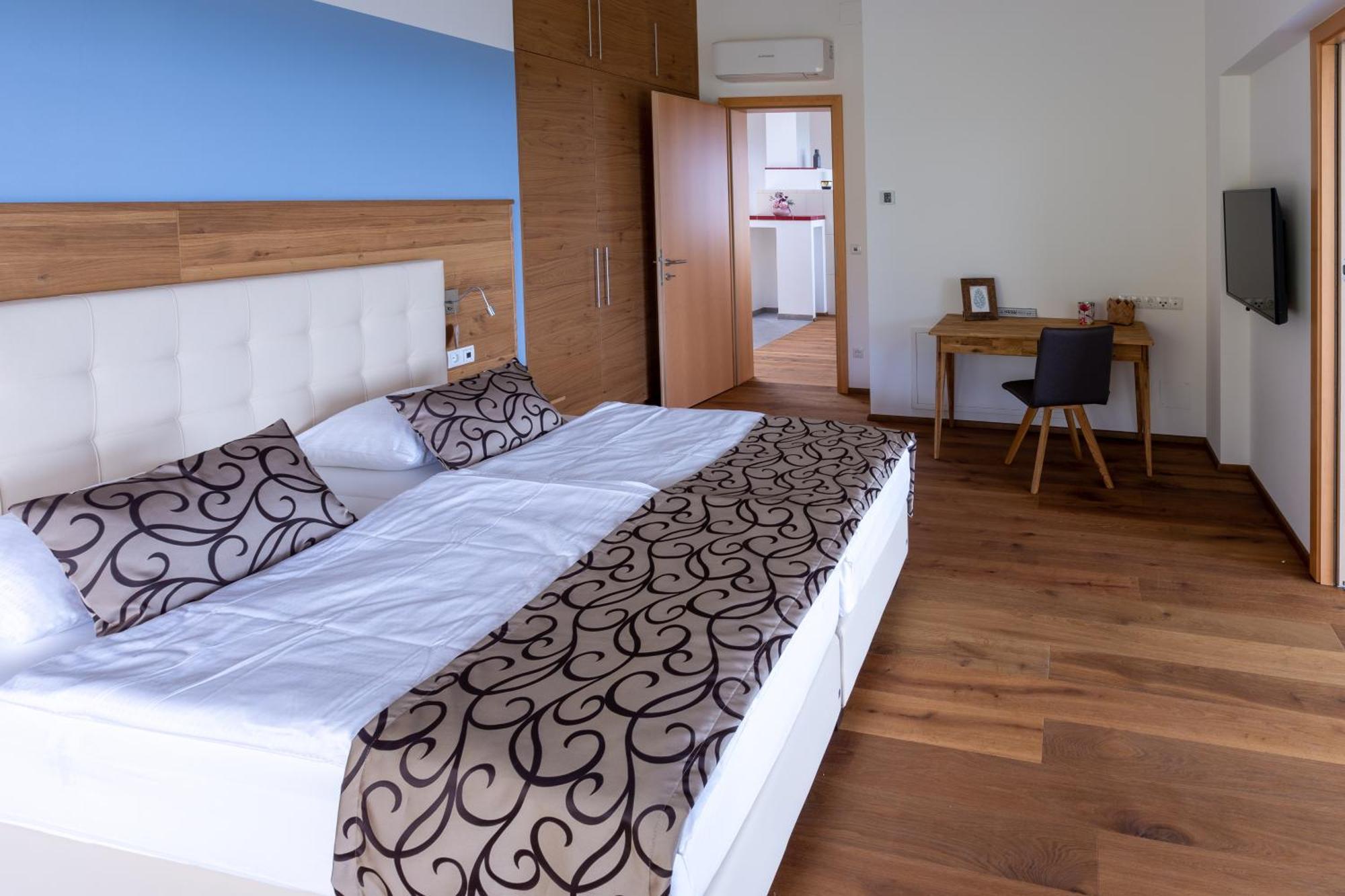 Greim15 --- Ganzes Ferienhaus Mit Fernsicht, Pool, Wellness Дойчландсберг Екстериор снимка