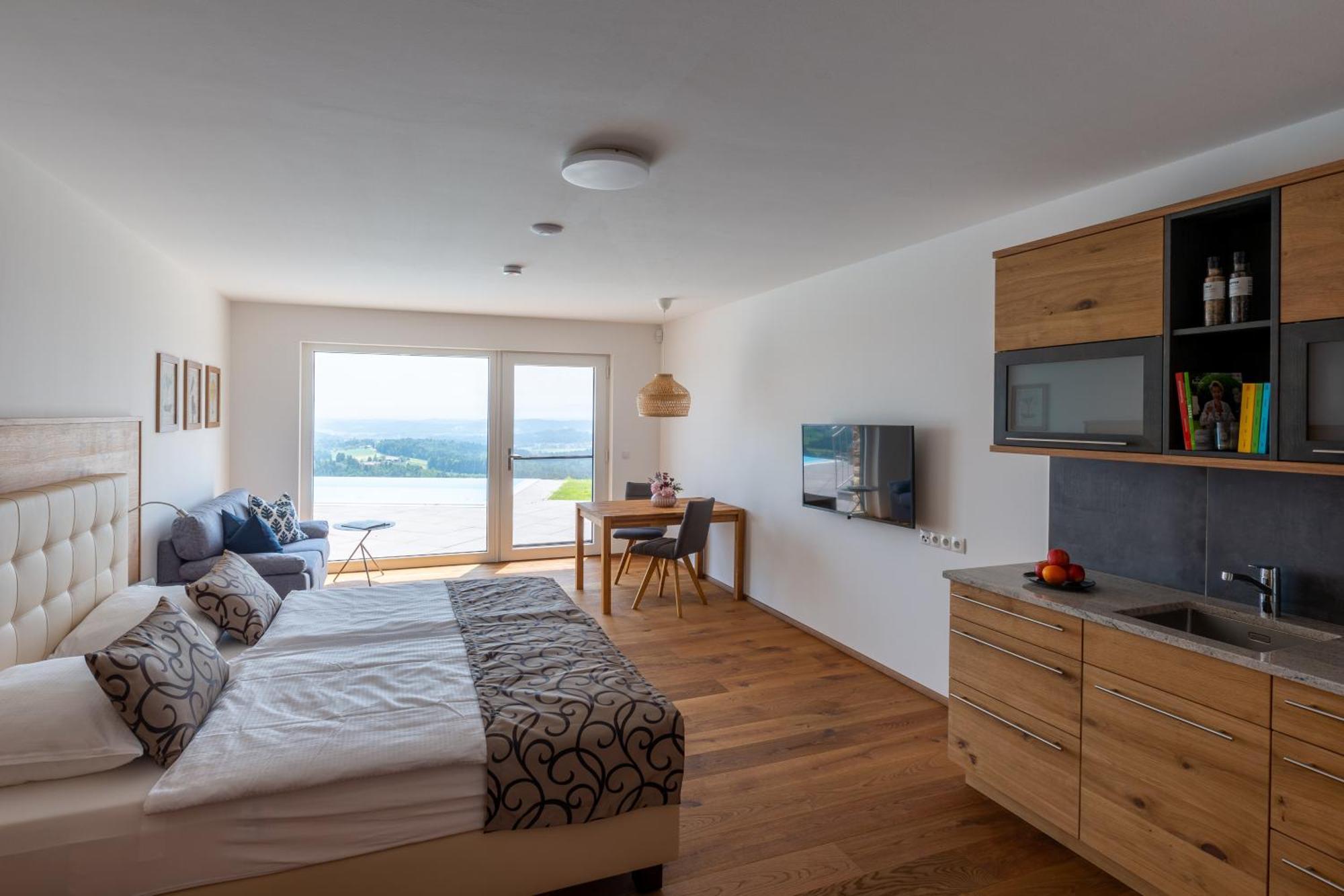 Greim15 --- Ganzes Ferienhaus Mit Fernsicht, Pool, Wellness Дойчландсберг Екстериор снимка